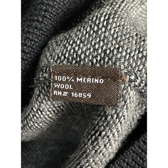J.McLaughlin Mens Medium Sweater 100% Merino Wool Gray Black Trim Classic V Neck - Picture 6 of 8